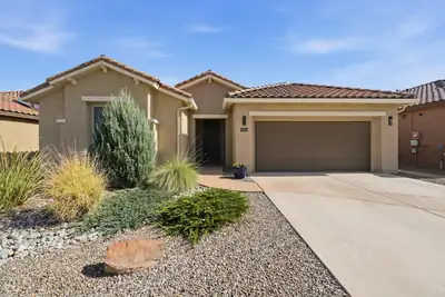 5004 Calle Espana NW, Albuquerque