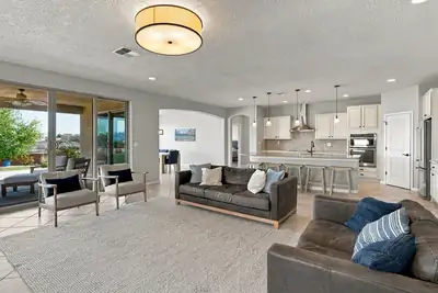 5004 Calle Espana NW, Albuquerque, NM 87120 