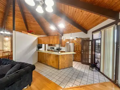 2900 Charleston Street NE, Albuquerque, NM 87110 