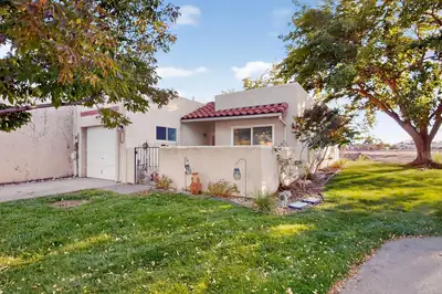 628 Eastlake Drive SE, Rio Rancho, NM 87124 