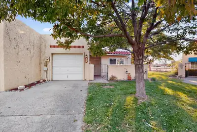 628 Eastlake Drive SE, Rio Rancho, NM 87124 