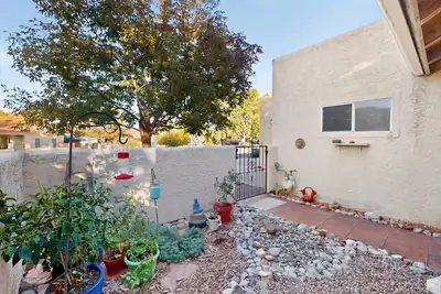 628 Eastlake Drive SE, Rio Rancho, NM 87124 