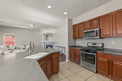 435 Paseo Roja Place NE, Rio Rancho, NM 87124 