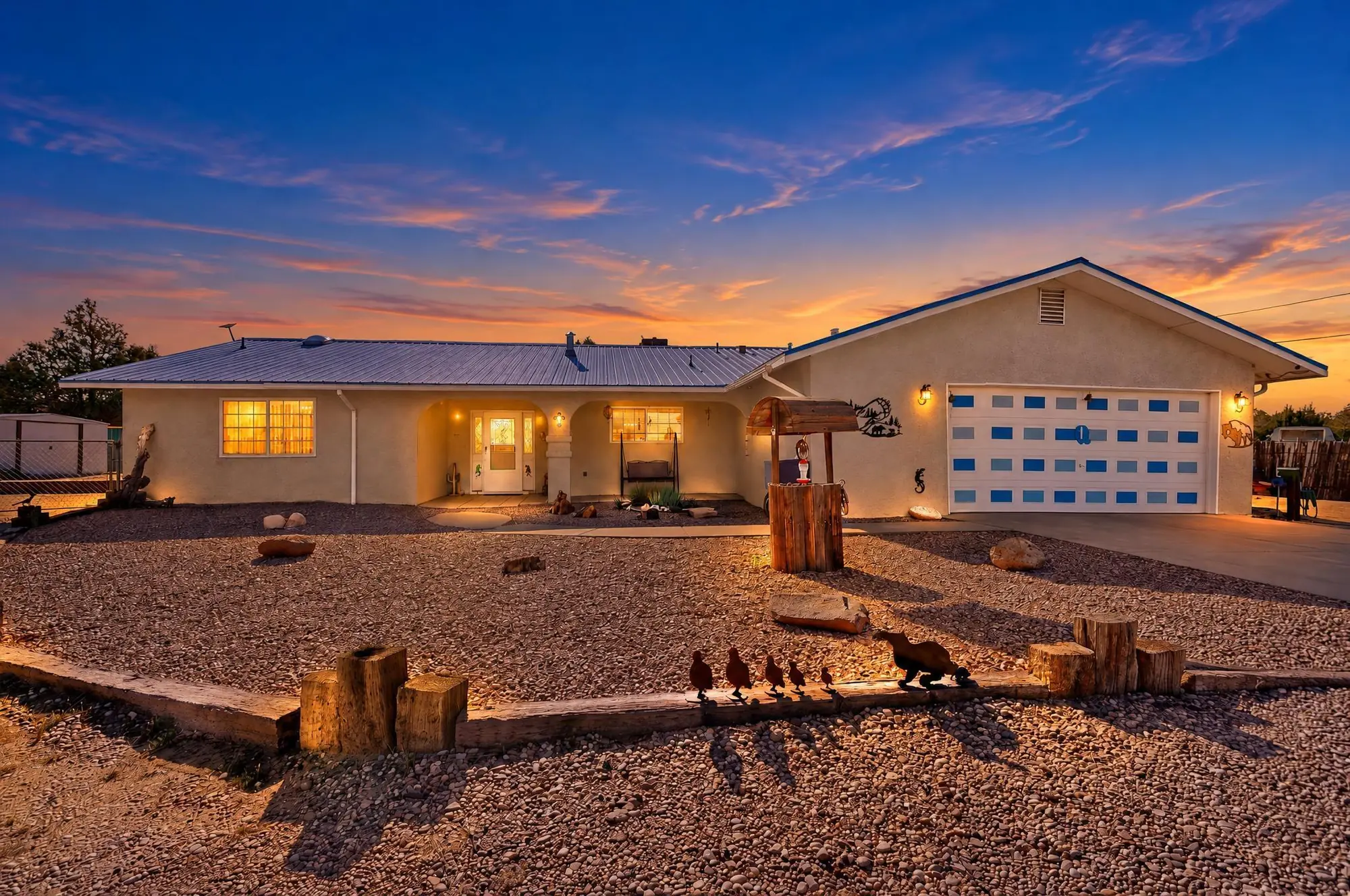 8 Keros Road, Pena Blanca, NM 87041