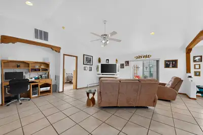 8 Keros Road, Pena Blanca, NM 87041 