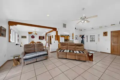 8 Keros Road, Pena Blanca, NM 87041 