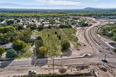 1664 Los Lentes Road SE, Los Lunas, NM 87031 