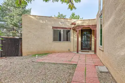 2705 La Silla Dorada, Santa Fe, NM 87505 