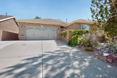 1204 Cannonade Court SE, Albuquerque, NM 87123 