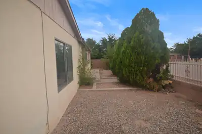 1401 Santa Rosa Road SW, Albuquerque, NM 87105 