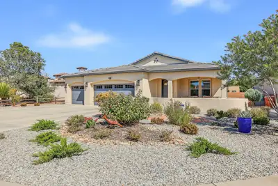 1062 Contabella Lane, Bernalillo