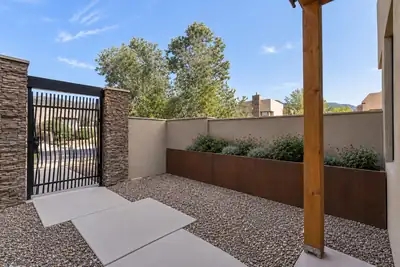 6301 Ghost Flower Trail NE, Albuquerque, NM 87111 