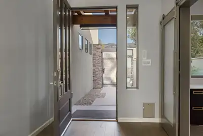 6301 Ghost Flower Trail NE, Albuquerque, NM 87111 