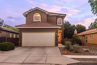 7124 Boxwood Avenue NE, Albuquerque, NM 87113 