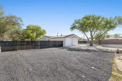 5732 Wood Road SW, Albuquerque, NM 87105 