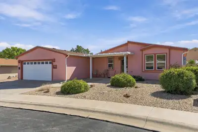 231 Sunrise Bluffs Drive, Belen, NM 87002 