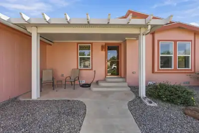 231 Sunrise Bluffs Drive, Belen, NM 87002 