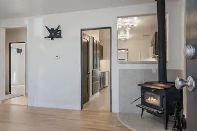 2824 Quincy Street NE, Albuquerque, NM 87110 