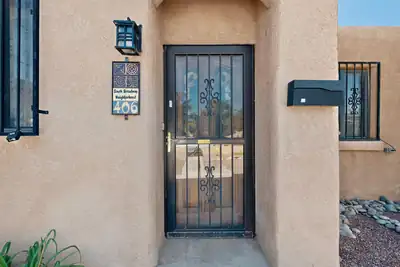 406 Smith Avenue SE, Albuquerque, NM 87102 