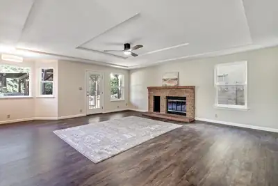 5823 Lost Dutchman Avenue NE, Albuquerque, NM 87111 
