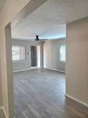 1705 Utah Street NE, Albuquerque, NM 87110 