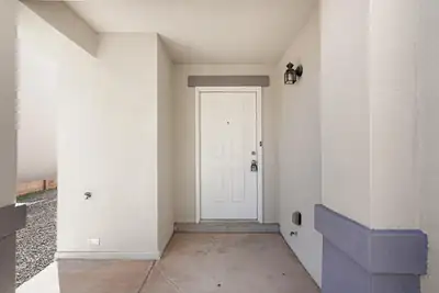5205 Caprock Drive NE, Rio Rancho, NM 87144 