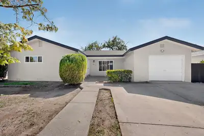 4016 Ponderosa Avenue NE, Albuquerque, NM 87110 