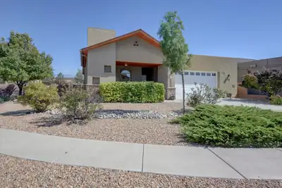 11012 Opalo Drive NW, Albuquerque, NM 87114 