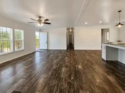 8 Camino Privado, Los Lunas, NM 87031 