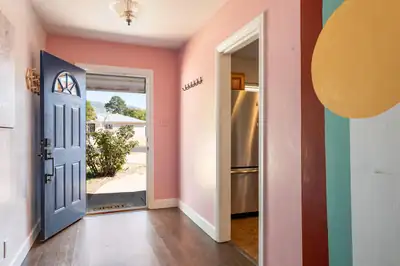 2825 Texas Street NE, Albuquerque, NM 87110 