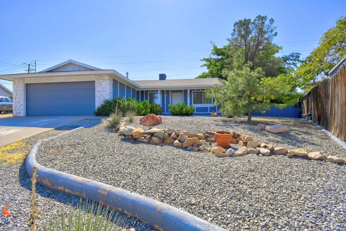 8132 Monterey East Avenue NE, Albuquerque, NM 87109