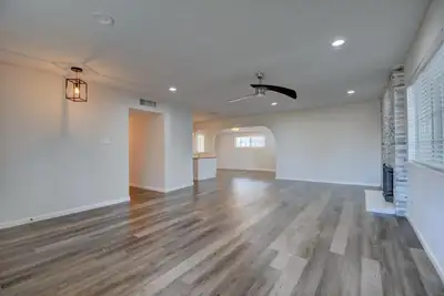 8132 Monterey East Avenue NE, Albuquerque, NM 87109 