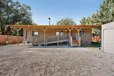 30 Camino De Los Chavez, Belen, NM 87002 