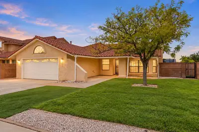 7715 Calhoun Drive NE, Albuquerque, NM 87109 