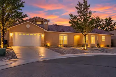 5520 Payson Court NW, Albuquerque, NM 87120 