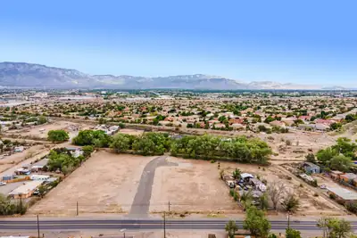 200-209 Josefita Road NE, Albuquerque, NM 87113 