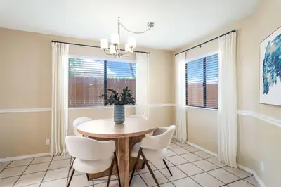 7904 Blue Jay Lane NE, Albuquerque, NM 87109 