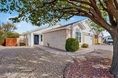 7705 San Francisquita Court NW, Albuquerque, NM 87120 