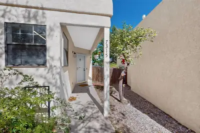 7315 Platero Place NW, Albuquerque, NM 87120 