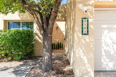 8105 Countrywood Road NE, Albuquerque, NM 87109 