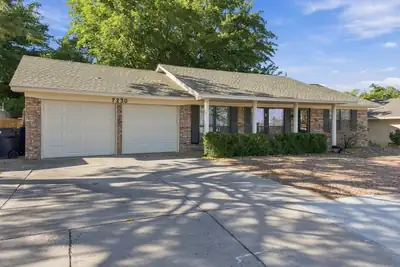 7230 Luella Anne Drive NE, Albuquerque, NM 87109 