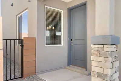 1895 Sunrise Lane SE, Rio Rancho, NM 87124 