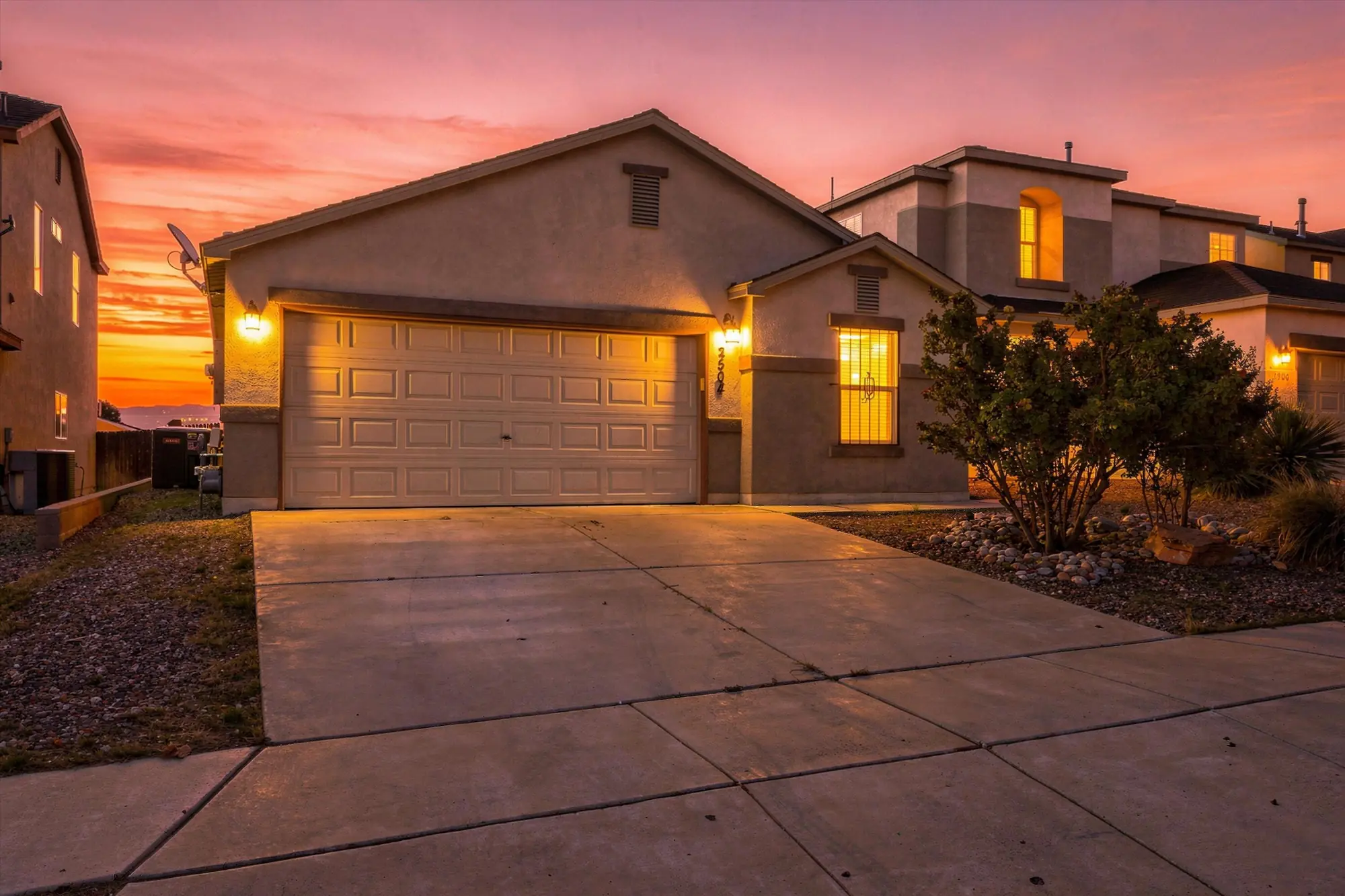 2504 Woodhill Drive NW, Albuquerque, NM 87120