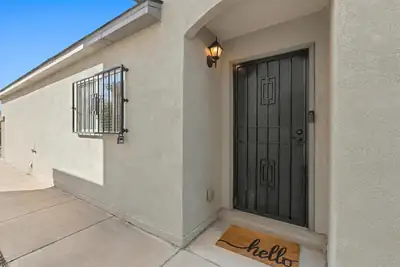 2504 Woodhill Drive NW, Albuquerque, NM 87120 