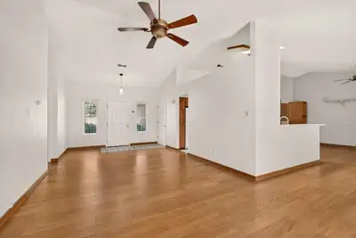 7114 Grange Avenue NW, Albuquerque, NM 87120 