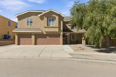 940 Colibri Avenue NW, Los Lunas, NM 87031 