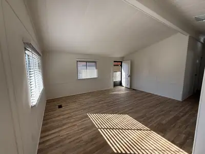 8523 Creek Street NE, Albuquerque, NM 87113 