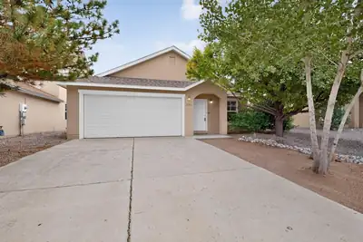 2102 N Ensenada Circle SE, Rio Rancho, NM 87124 