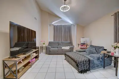 1094 Pandora Drive SW, Los Lunas, NM 87031 