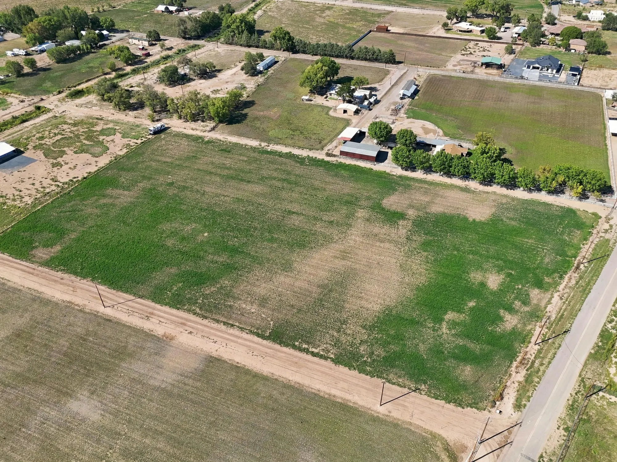B1B Camino Torres, Belen, NM 87002